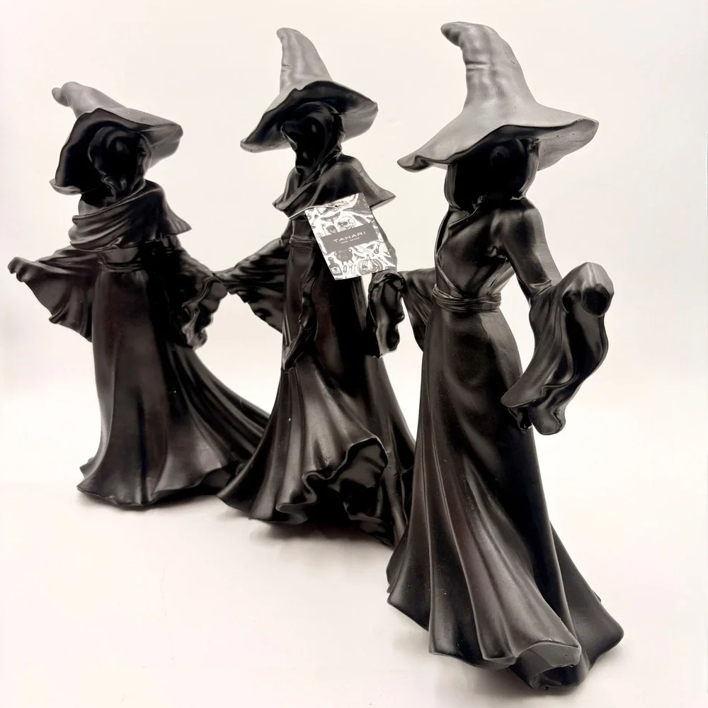 Tahari Home Halloween LARGE 3 Witches Holding Hands Figurine Matte Black NEW